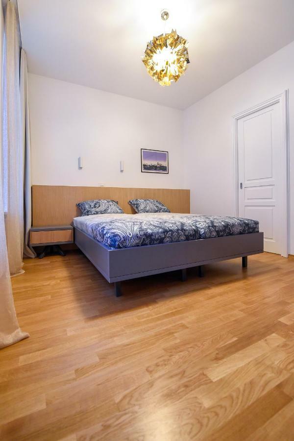 City Centre Chic Apartment Ljubljana 1/4 Ngoại thất bức ảnh